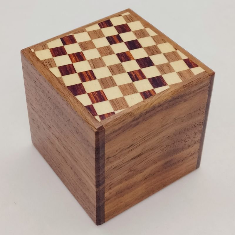 Japanese puzzle box 7steps 2sun ichimatsu/walnut wood