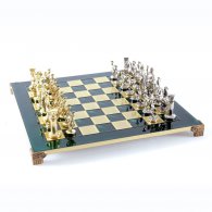 Šachy Řecko  figurky zlaté a stříbrné velké zelená deska